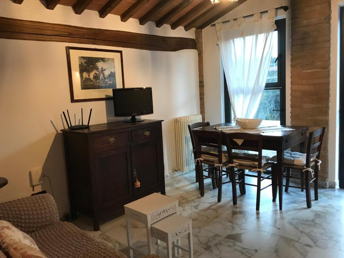 La Perla Tra Gli Ulivi Apartment Siena Luaran gambar